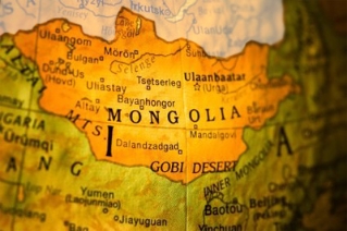 mongolia-middle